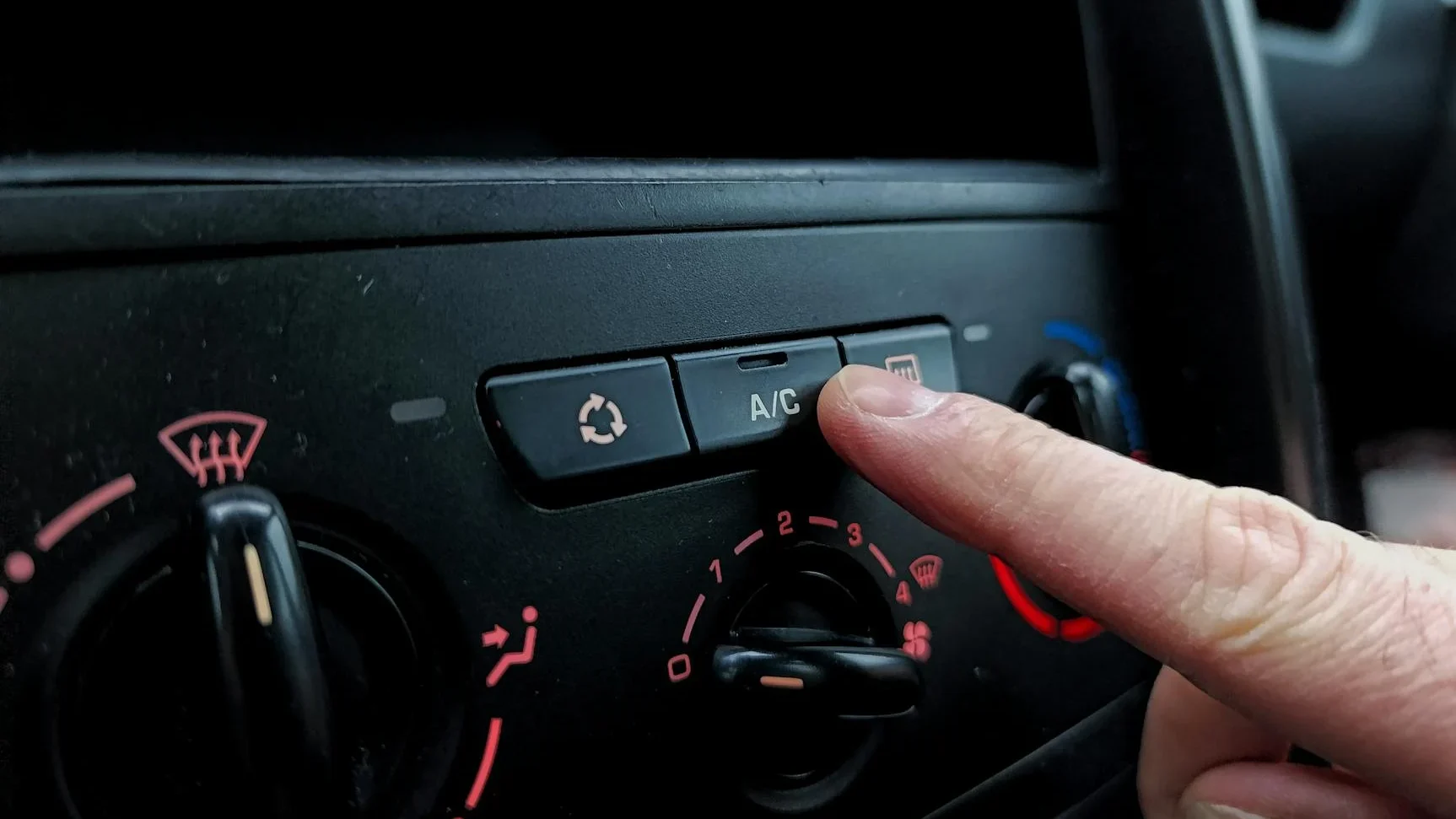 Car AC Repair Air Conditioning Technician