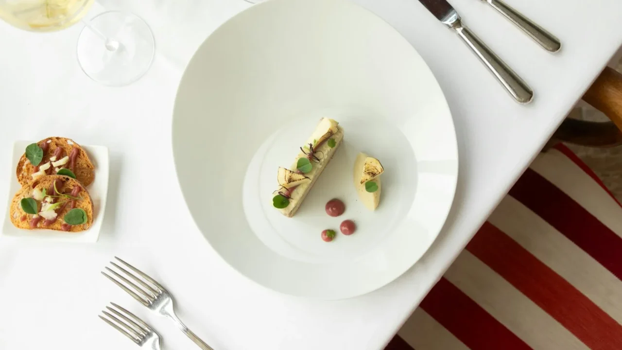 Fine Dining Luxury Restaurant