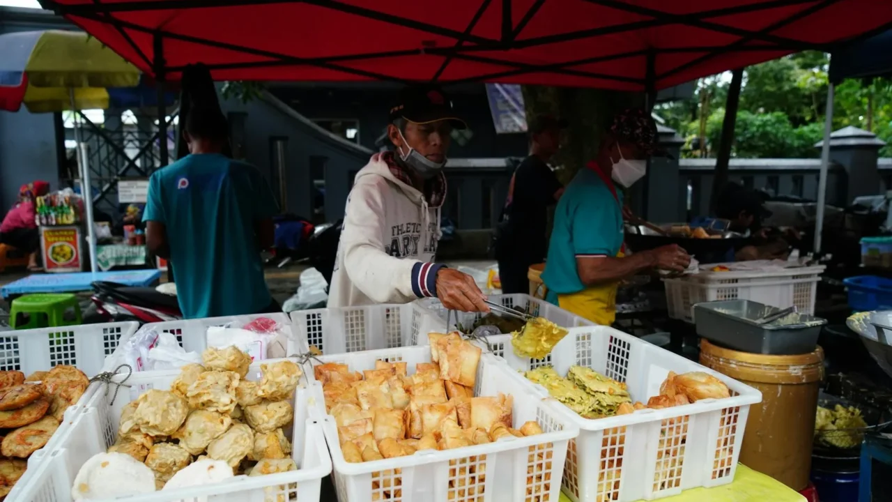 Local Market Street Food