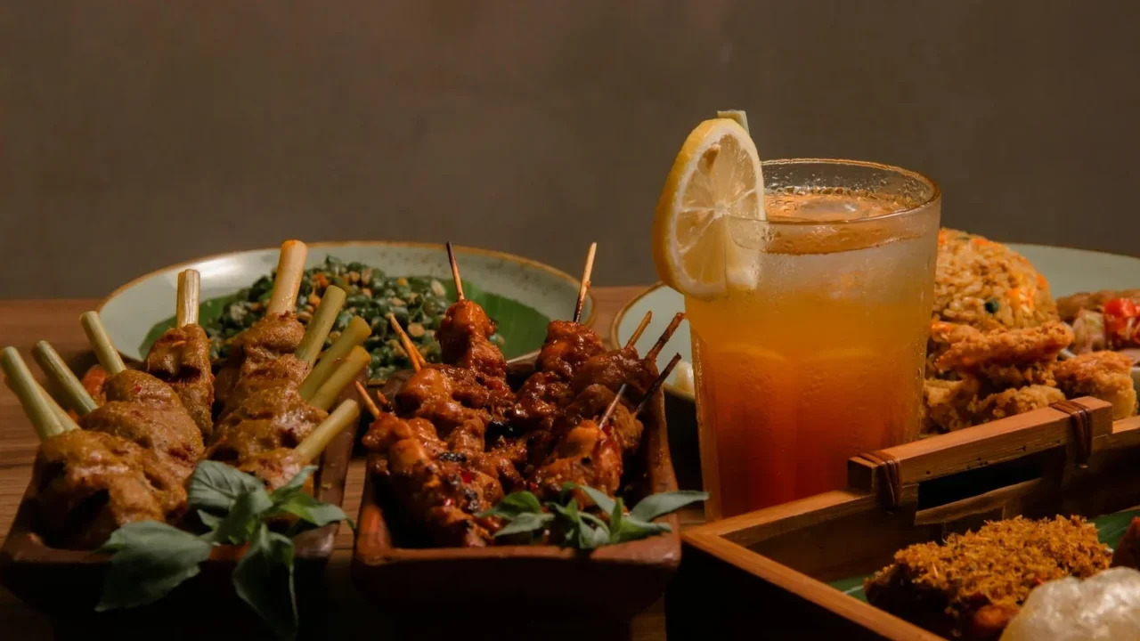 Sate Lilit Ayam Betutu Balinese Food