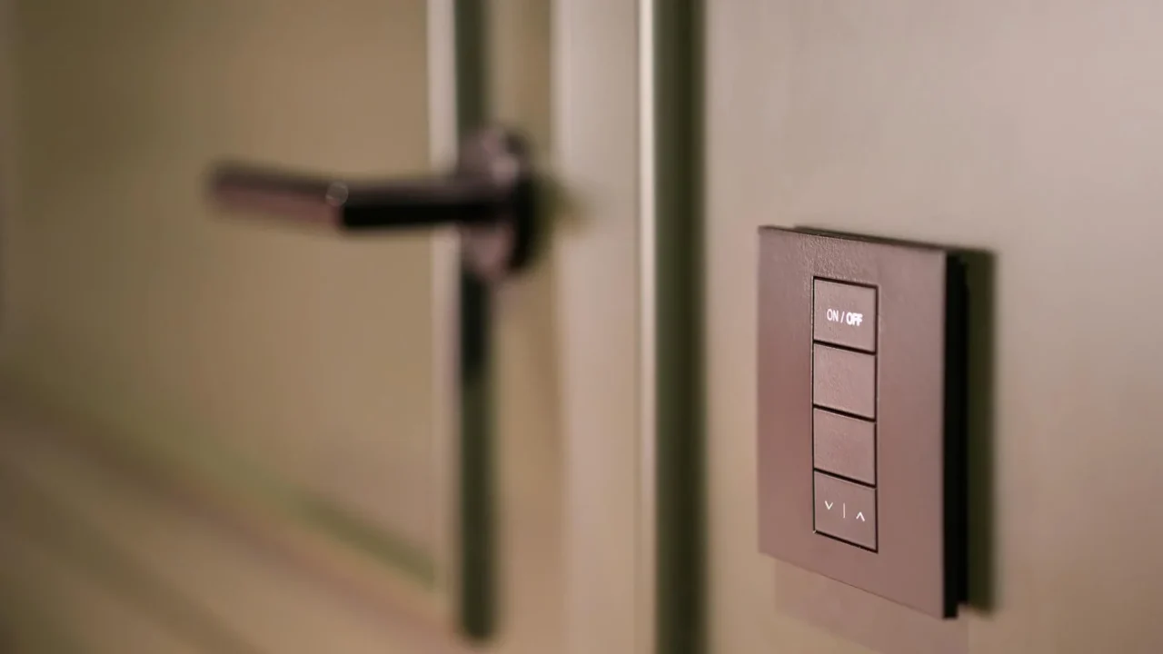 Smart Lighting Smart Thermostat