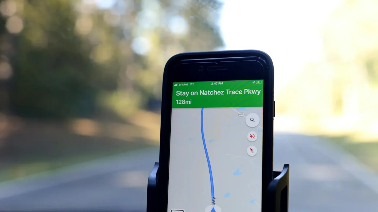 Smartphone App Map Navigation Restaurant Sign